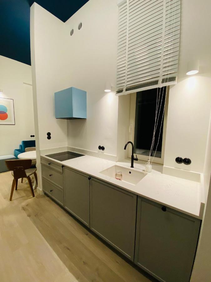 1 Syp, Kawa Vertuo, Kosmetyki Ada, 3 Min Metro Wilenska, By Visitwarsaw Apartments エクステリア 写真