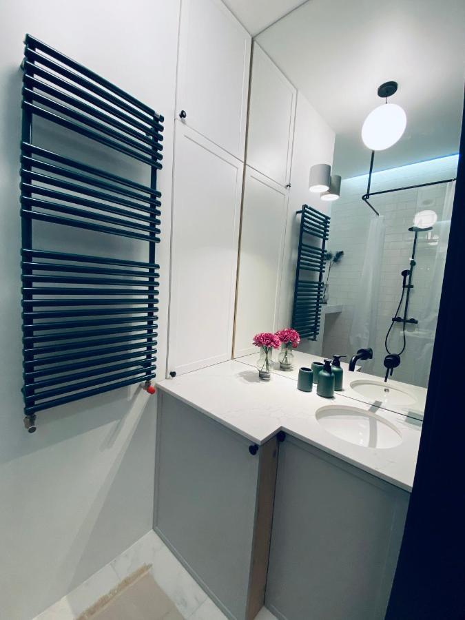 1 Syp, Kawa Vertuo, Kosmetyki Ada, 3 Min Metro Wilenska, By Visitwarsaw Apartments エクステリア 写真