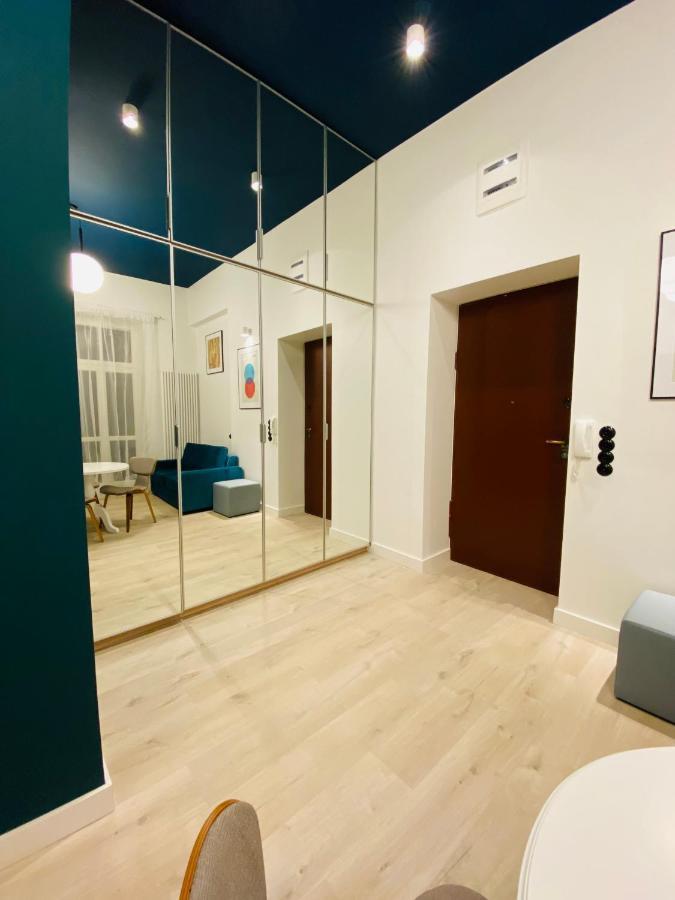 1 Syp, Kawa Vertuo, Kosmetyki Ada, 3 Min Metro Wilenska, By Visitwarsaw Apartments エクステリア 写真